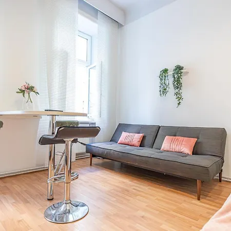Peaceful Getaway 2Br Apartment With Shared Spaces Vienna Exterior photo