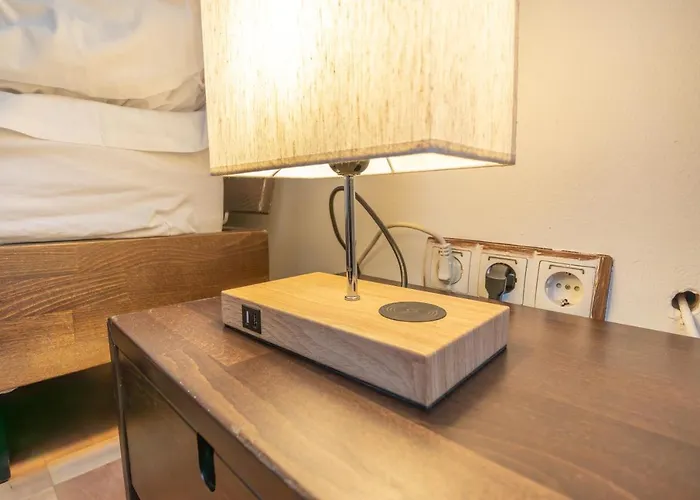 Peaceful Getaway 2Br Apartment With Shared Spaces